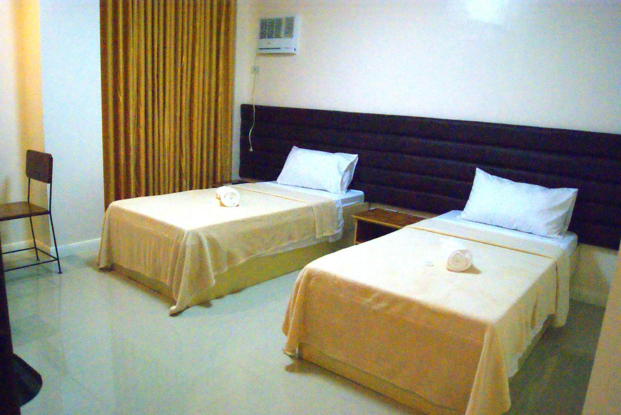 La Trinidad Pension House Kalibo Exteriör bild