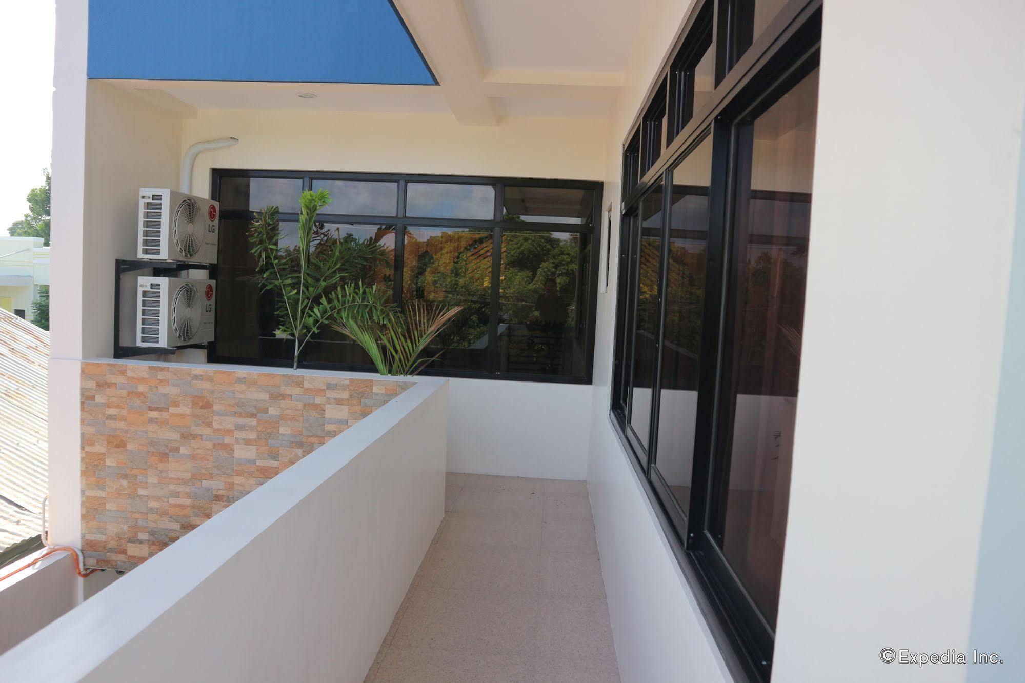 La Trinidad Pension House Kalibo Exteriör bild