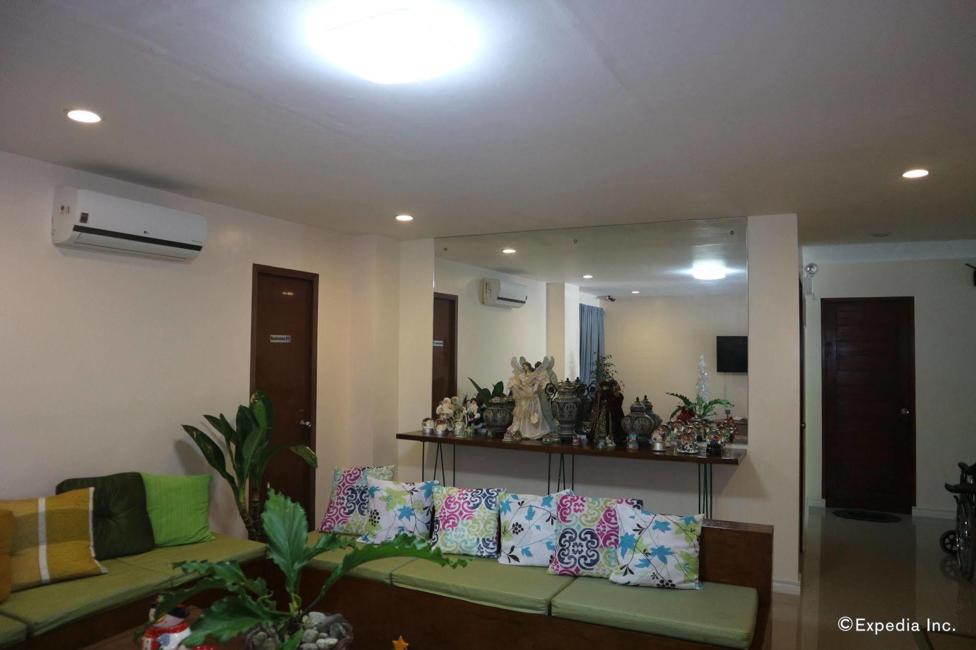 La Trinidad Pension House Kalibo Exteriör bild