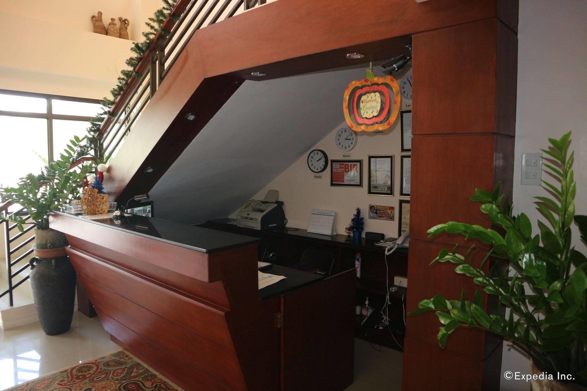La Trinidad Pension House Kalibo Exteriör bild