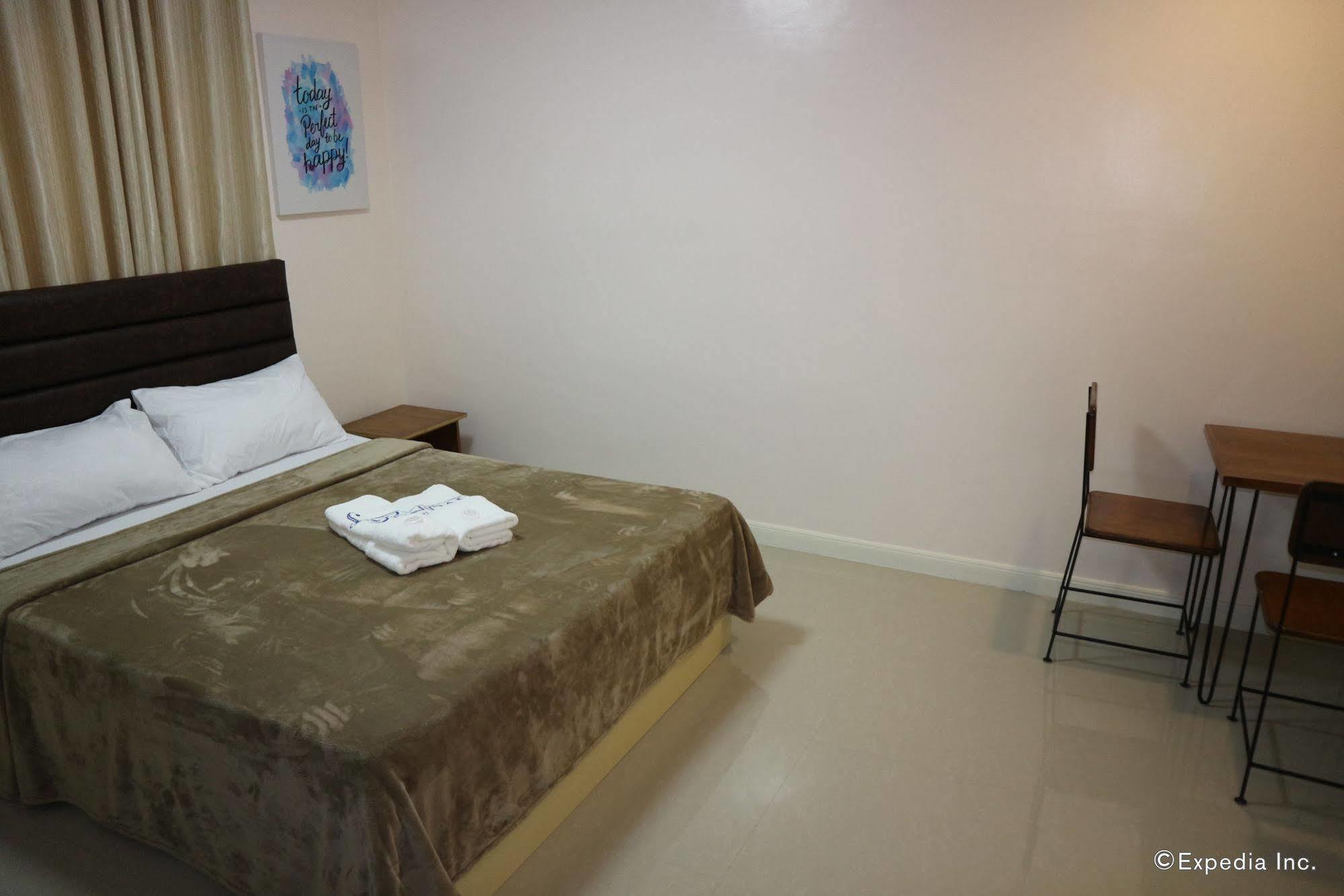 La Trinidad Pension House Kalibo Exteriör bild