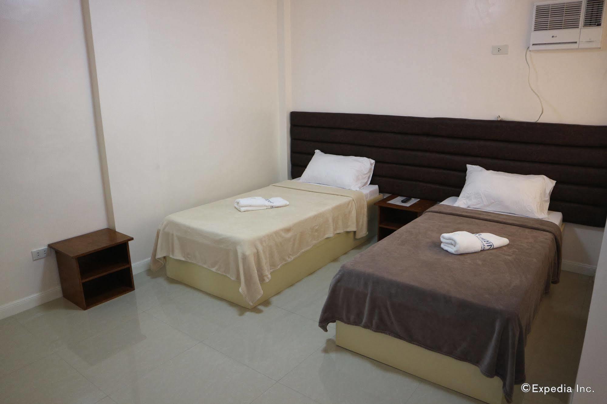 La Trinidad Pension House Kalibo Exteriör bild