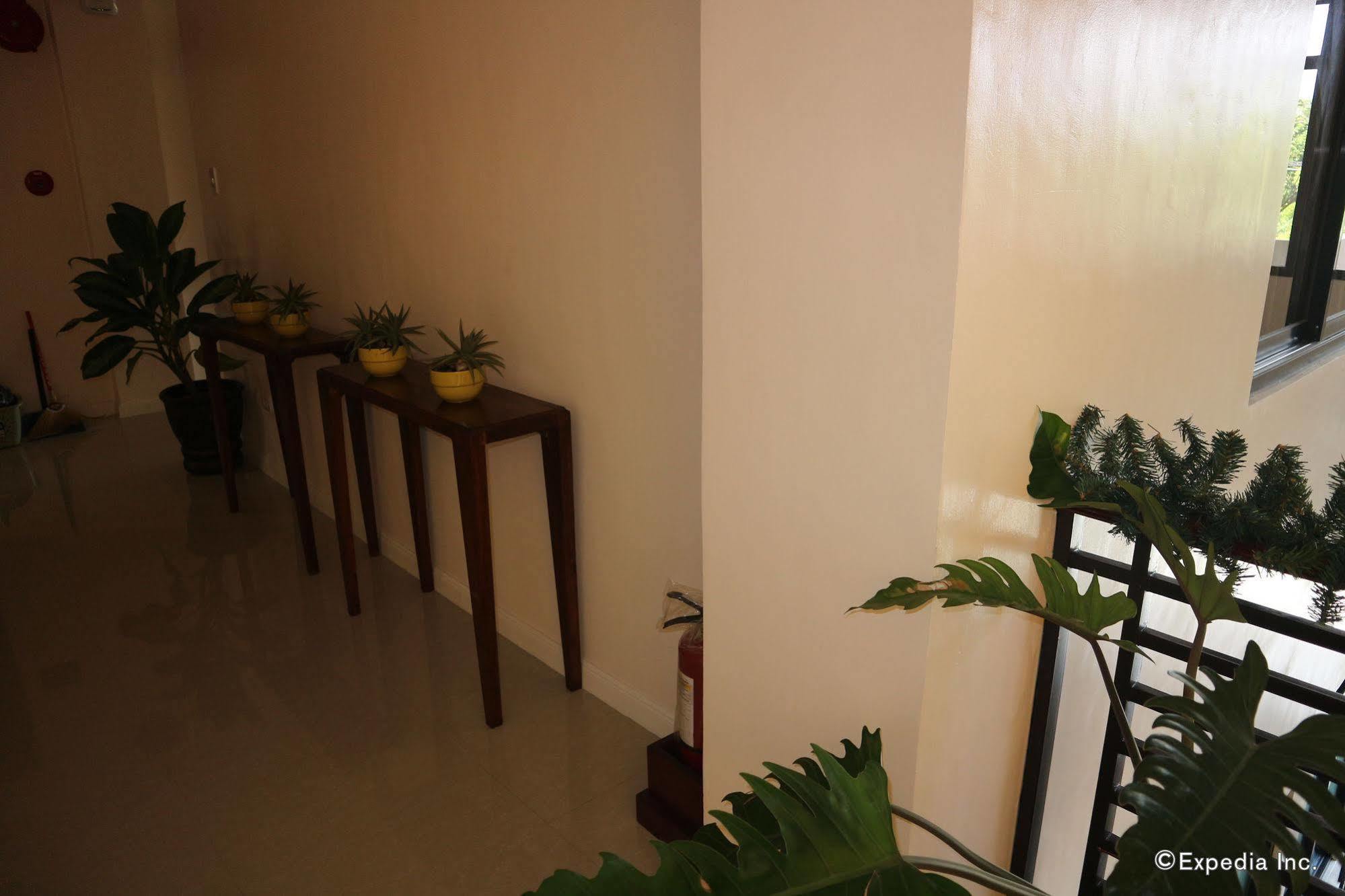 La Trinidad Pension House Kalibo Exteriör bild