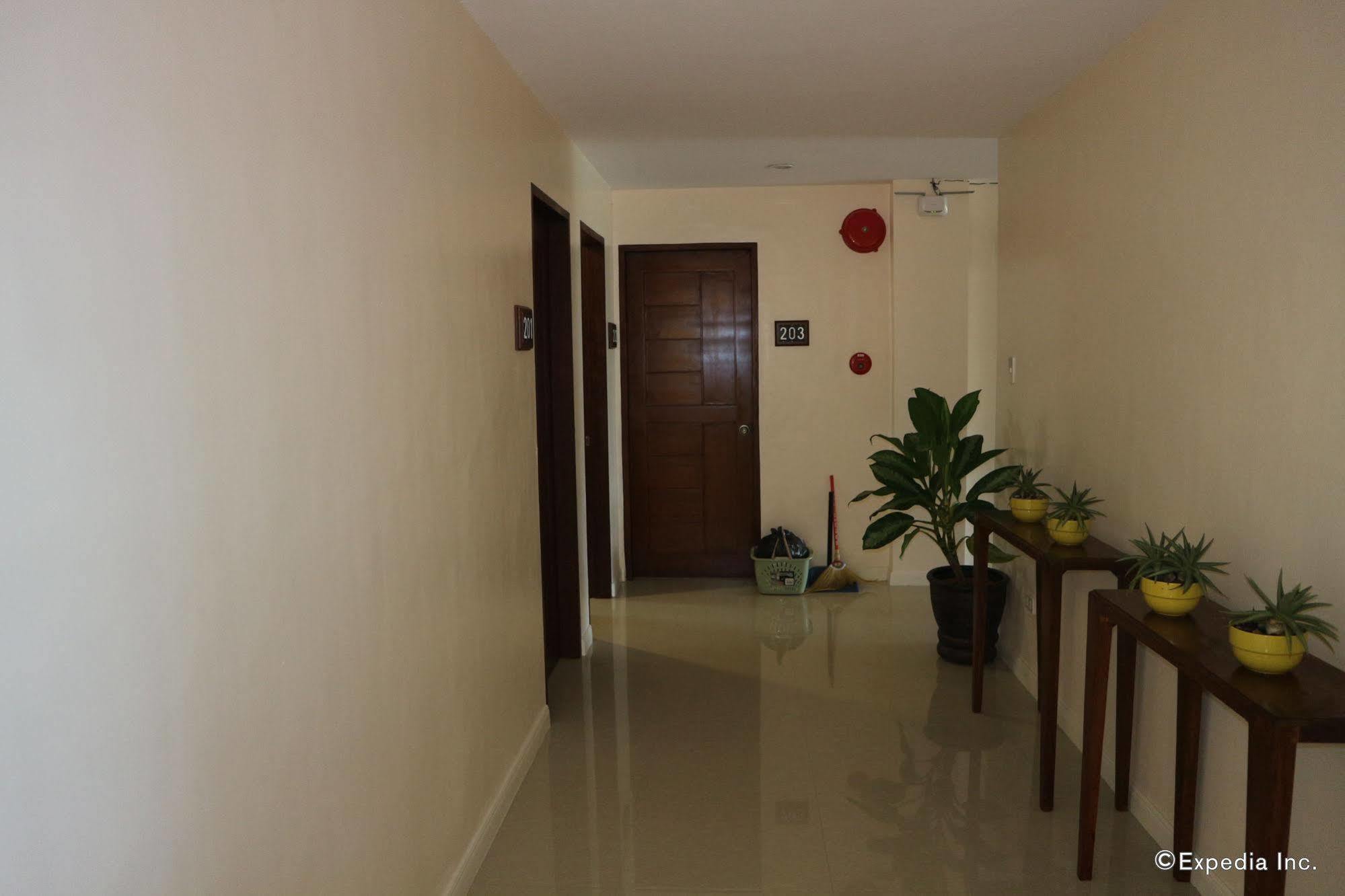 La Trinidad Pension House Kalibo Exteriör bild